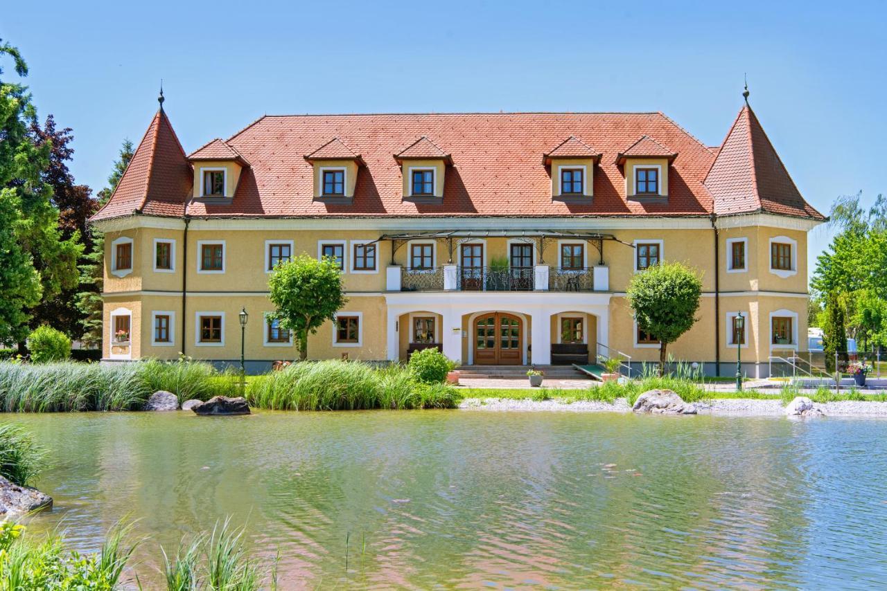 Almtalhotel Pettenbach Eksteriør billede