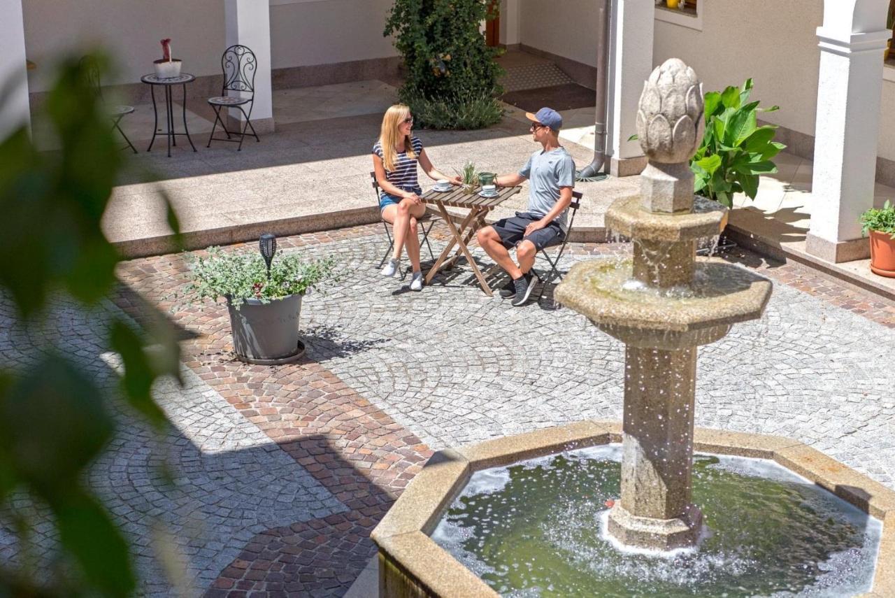 Almtalhotel Pettenbach Eksteriør billede