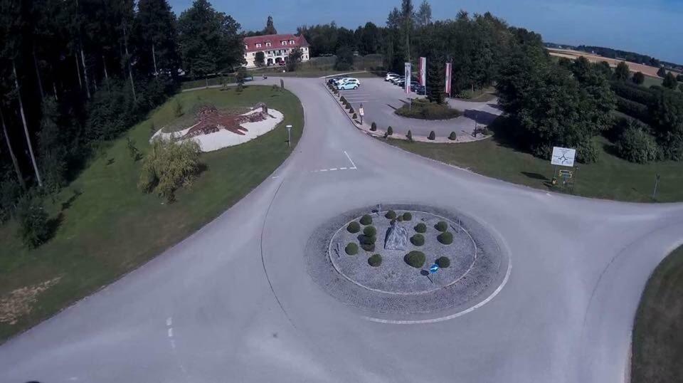 Almtalhotel Pettenbach Eksteriør billede